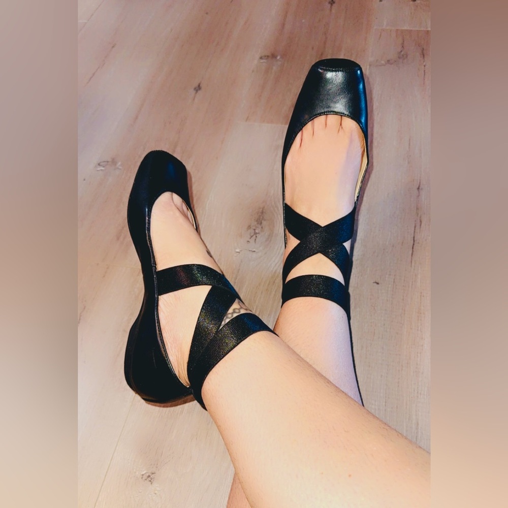 Jessica Simpson Mandalaye Elastic Criss-Cross Ankle Strap Ballet Flats - Black